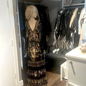 Beautiful Camilla dress . Never warn still had tags . This is a great piece.